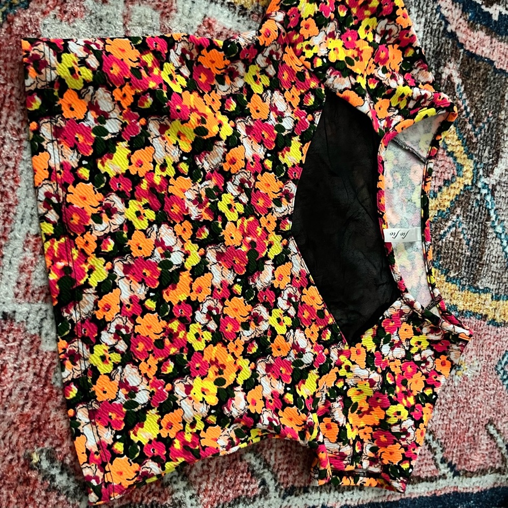 Vintage medium crop top